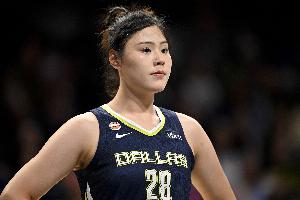 勇士vs尼克斯_勇士vs尼克斯免费高清直播_勇士vs尼克斯在线观看入口